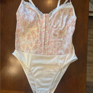 Floral Lace Bodysuit